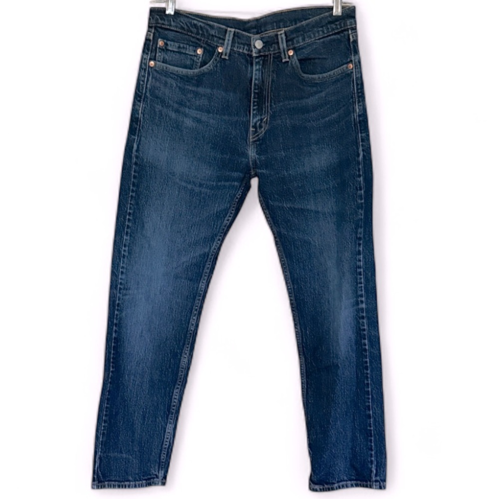 Levi’s straight leg